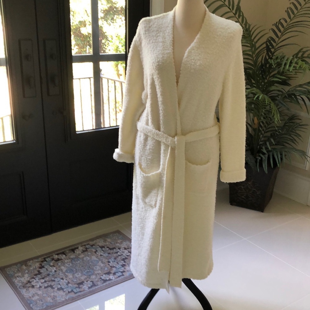 Skims Robe size Large- Ex.Large